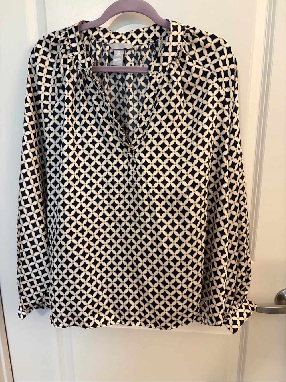 H&M Black and Cream Geometric V-Neck Blouse